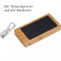 Preview: Solar Powerbank im Bambusgehäuse mit Gravur / mit 8.000 mAh Leistung