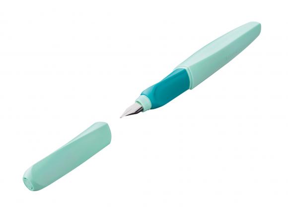 Pelikan Füllhalter mit Gravur / Füller / "Twist P457 M-Feder neo mint"