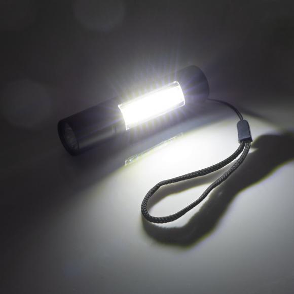 Taschenlampe mit Akku mit Gravur / mit seitlichen COB Licht / Farbe: schwarz